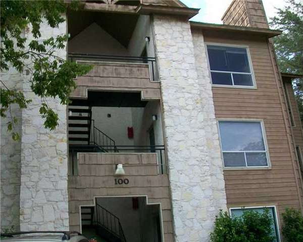 506 W San Antonio St unit 102, San Marcos, TX 78666 - photo 1