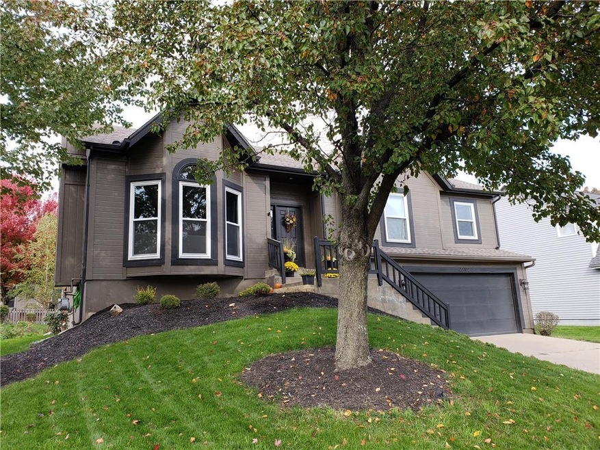 22702 W 50th St, Shawnee, KS 66226 - photo 1