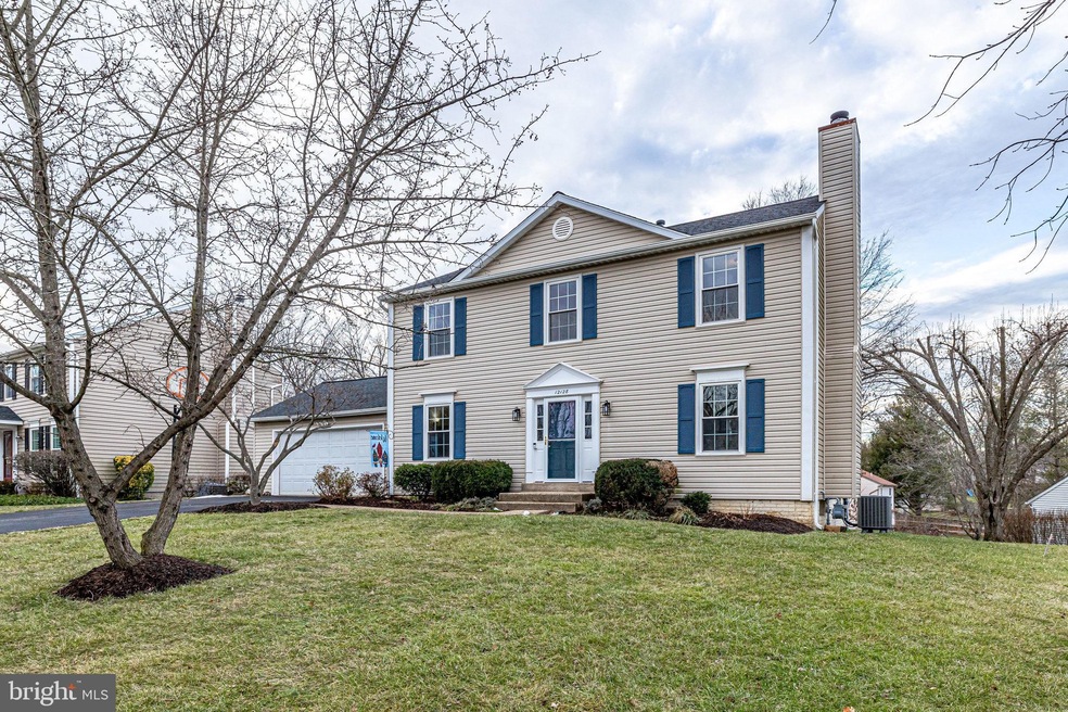 12128 Eddyspark Dr, Herndon, VA 20170 - photo 1