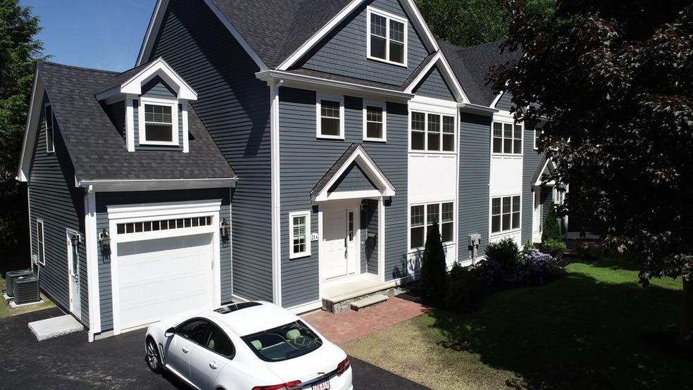 21 Pleasant St unit A, Wellesley, MA 02482 - photo 1