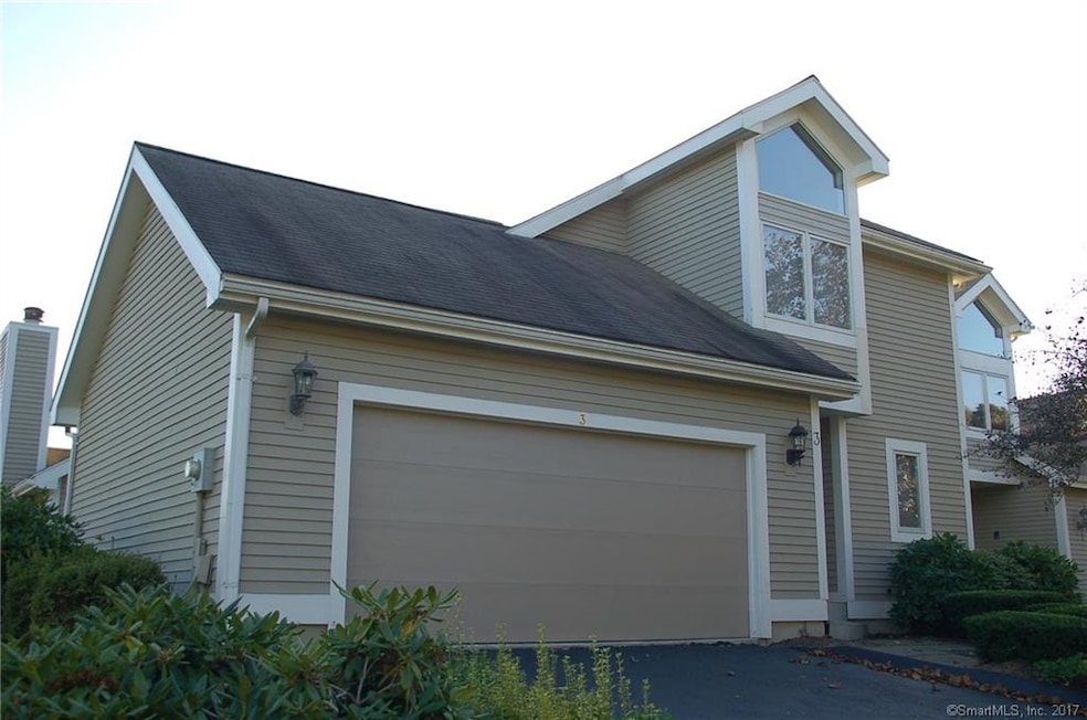 3 Brandon Ln unit 3, Mystic, CT 06355 - photo 1