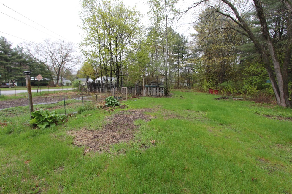 2 Bauer St, Lisbon Falls, ME 04252 - photo 1