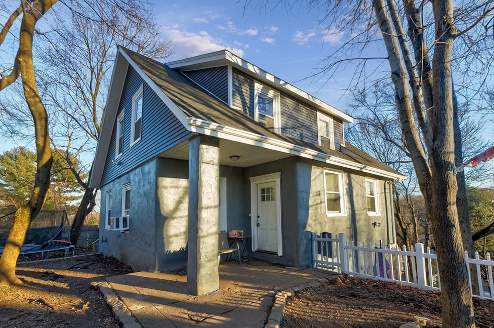 8 Fulton Ave, Saugus, MA 01906 - photo 1