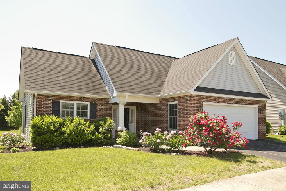 114 Nutmeg Ln, Winchester, VA 22602 - photo 1