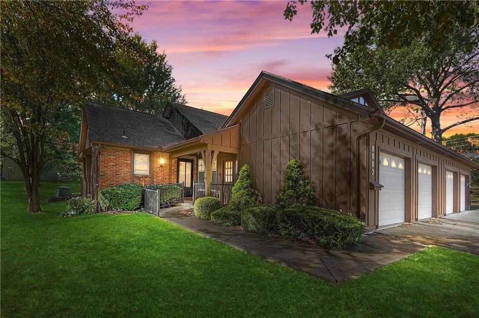 9902 Edelweiss Cir, Shawnee, KS 66203 - photo 1