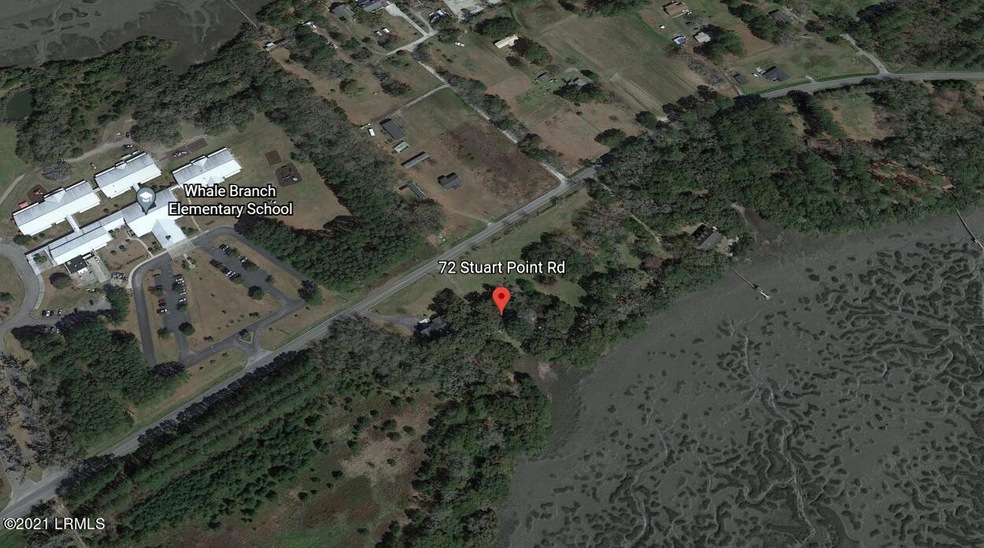 72 Stuart Point Rd