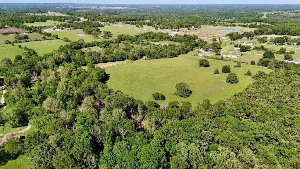 For Sale $220,000 • Co-Listing Agent