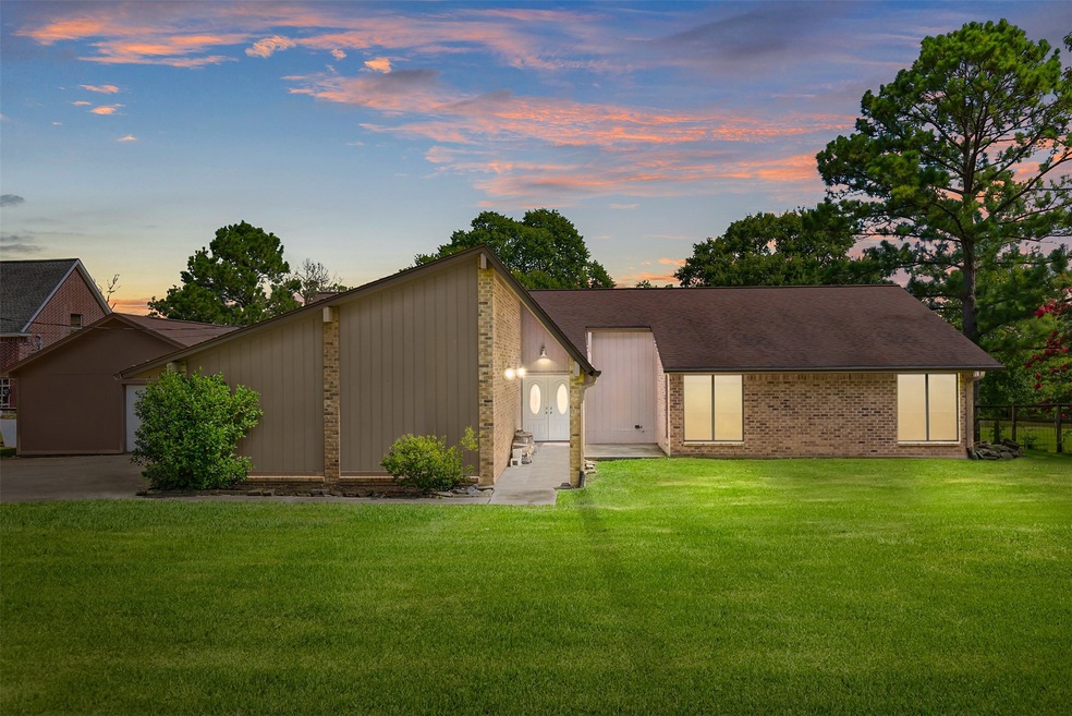 649 County Road 417, Dayton, TX 77535 - photo 1