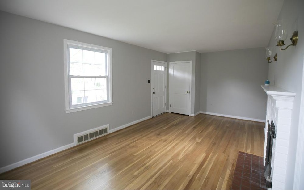 510 Greenwich St, Falls Church, VA 22046 - photo 1