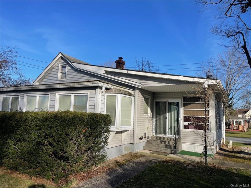 58 North St, Pine Bush, NY 12566 - photo 1