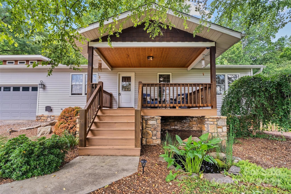 Sold $585,000