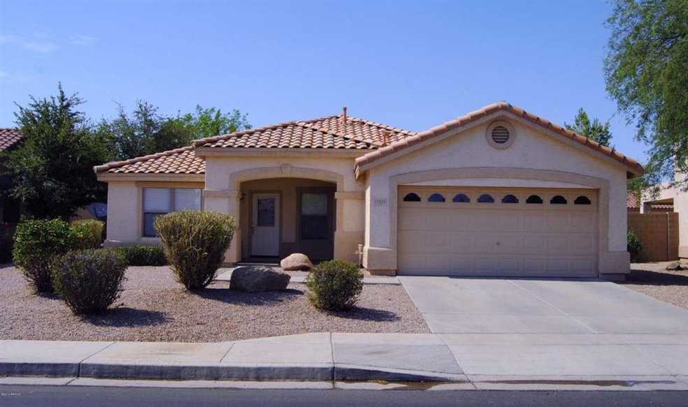 Nice Single Story Curb Appeal!