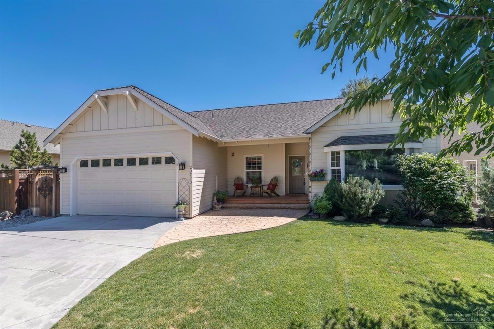 20773 Snow Peaks Dr, Bend, OR 97701 - photo 1