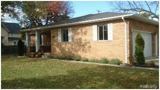 816 W Huron Ave, Vassar, MI 48768 - photo 1