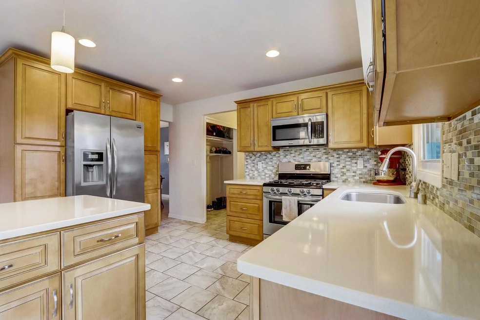 19-Greenview Lane-019
