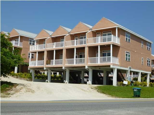 710 NW Avenue F unit B, Carrabelle, FL 32322 - photo 1