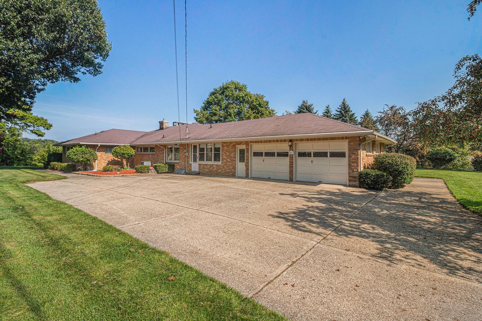 garage and driveway- 7th st