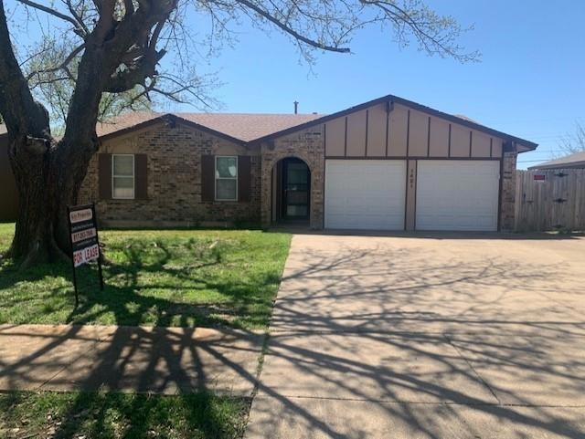 1421 Mcanear St, Cleburne, TX 76033 - photo 1