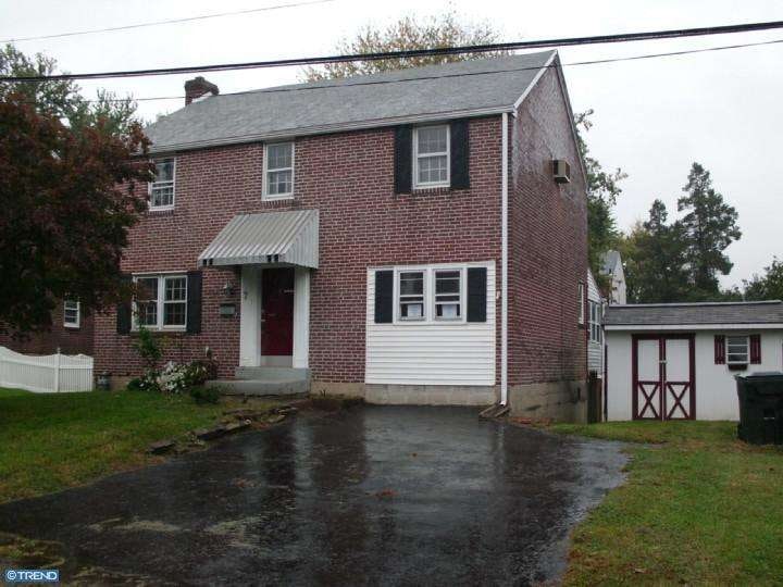 7 Roberts St, Claymont, DE 19703 - photo 1