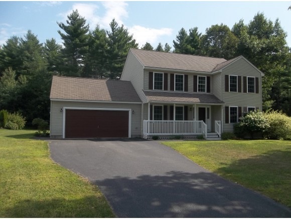 4 Sunflower Ln, Londonderry, NH 03053 - photo 1