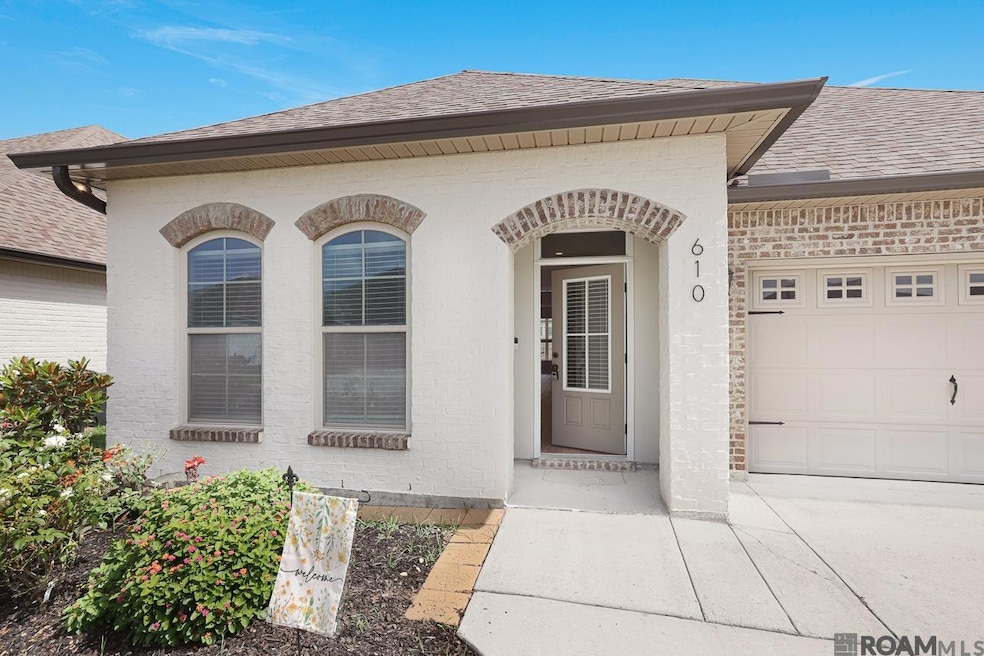 610 Elliston Dr, Gonzales, LA 70737 - photo 1