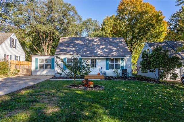 10510 W 56th Terrace, Shawnee, KS 66203 - photo 1