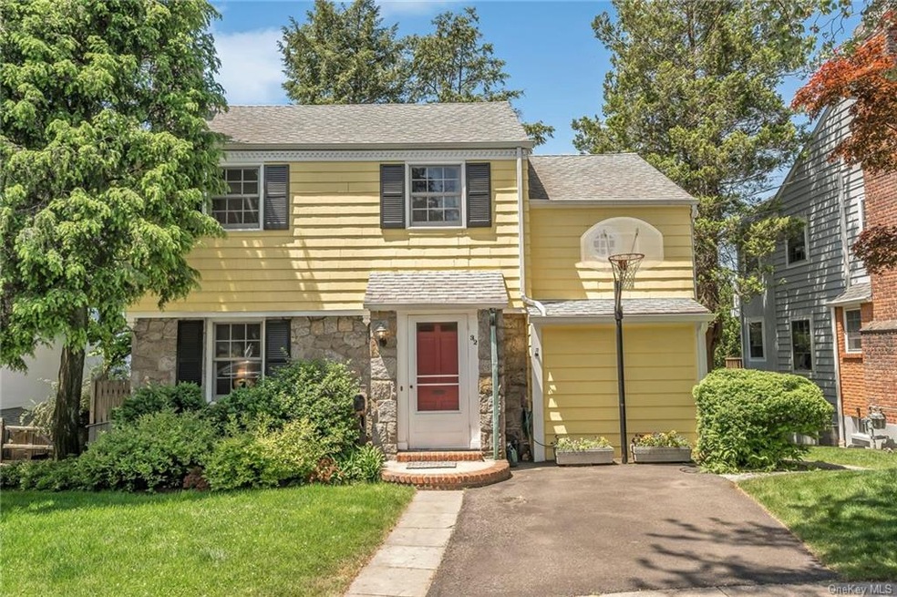 32 S Cottenet St, Irvington, NY 10533 - photo 1