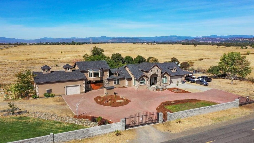 view of home & Property