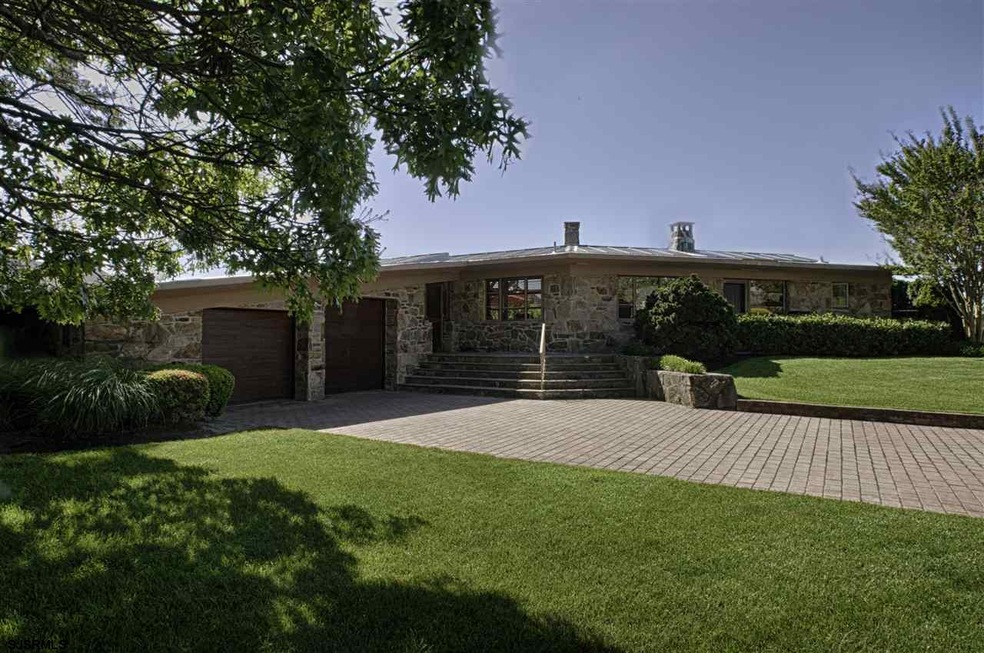 21 Berkley St, Linwood, NJ 08221 - photo 1