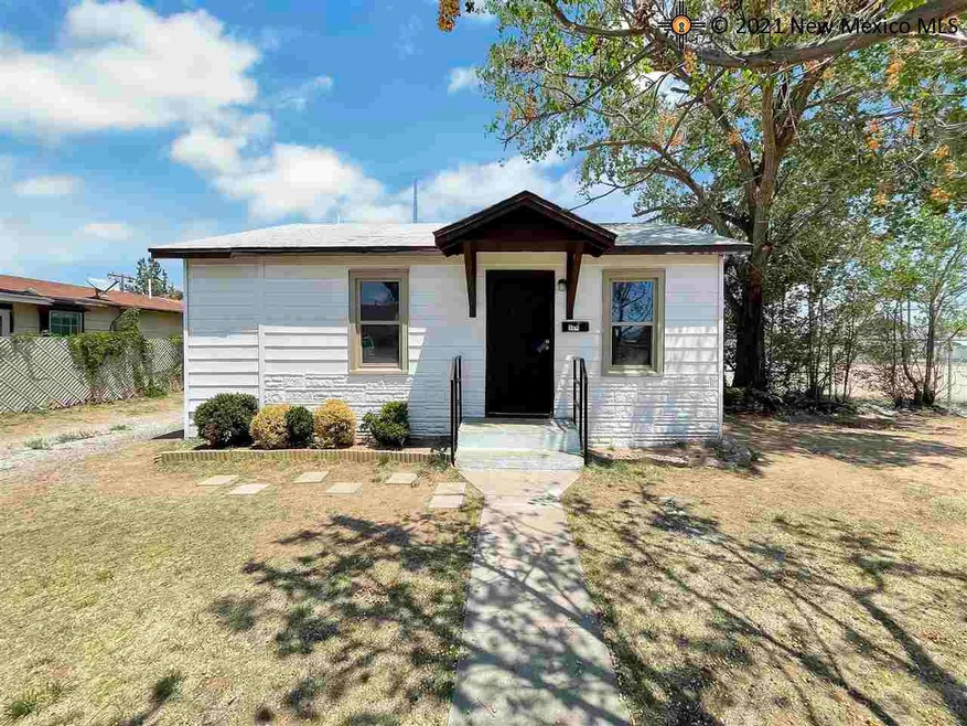 904 N Thorp St, Hobbs, NM 88240 - photo 1