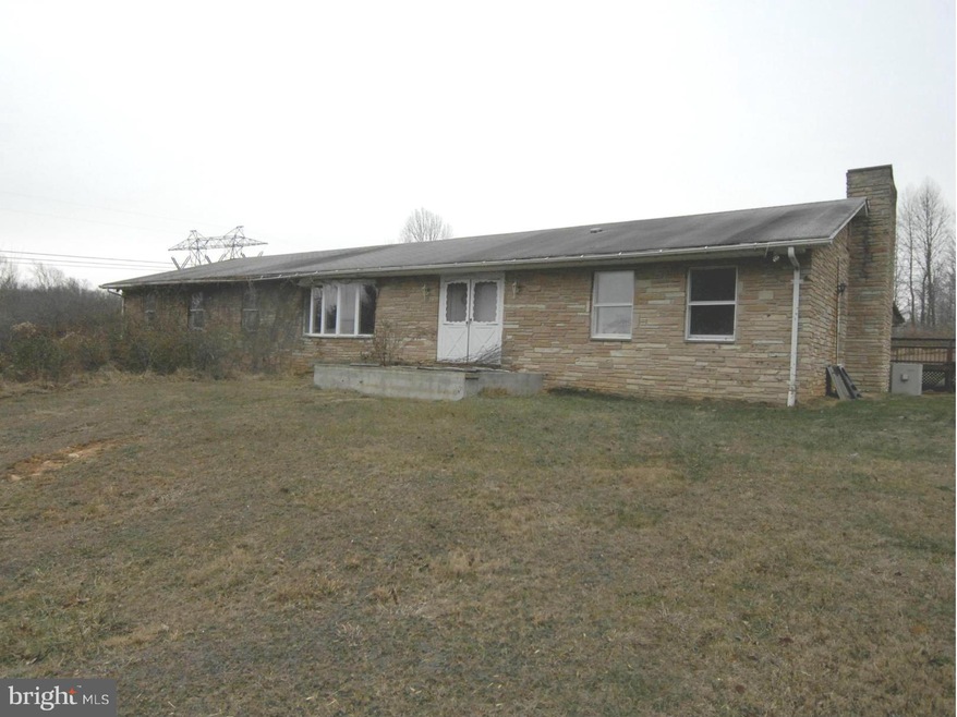 555 Buckhorn Rd, Sykesville, MD 21784 - photo 1