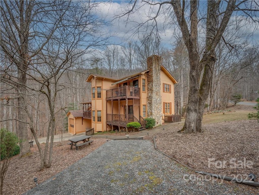 108 Snow Ct, Lake Lure, NC 28746 - photo 1