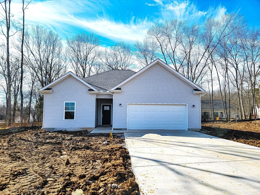 130 Doak St, Shelbyville, TN 37160 - photo 1