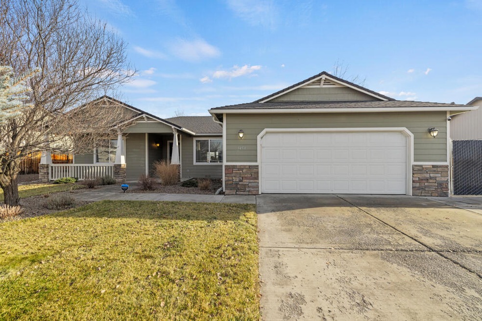 3453BarnesWy.-37