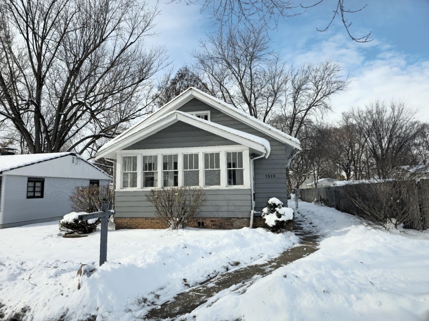 1519 15th St, Rockford, IL 61104 - photo 1