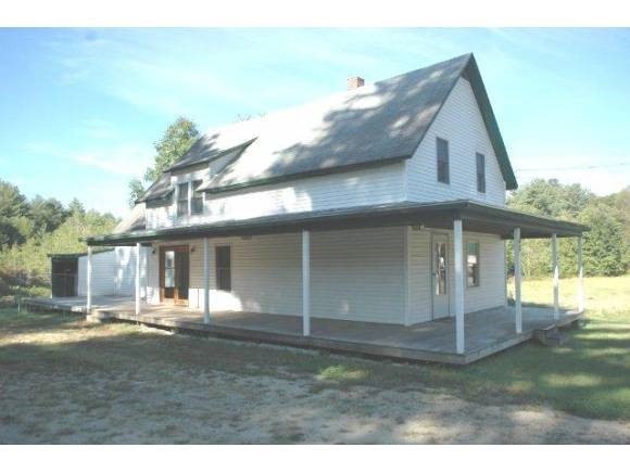 60 Elm St, Winchester, NH 03470 - photo 1