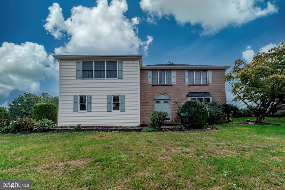 211 Caravan Dr, Birdsboro, PA 19508 - photo 1