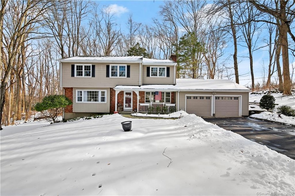 143 Barclay Dr, Stamford, CT 06903 - photo 1