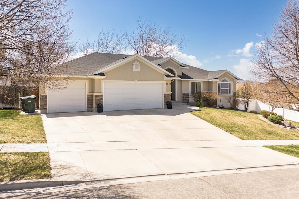 Pending $614,900 • Co-Listing Agent