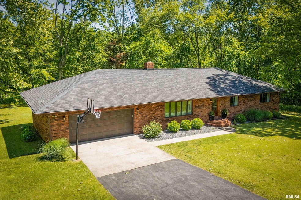 Under Contract $325,000