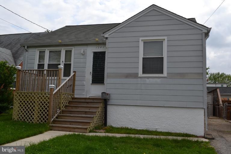 1241 Linden Ave, Halethorpe, MD 21227 - photo 1