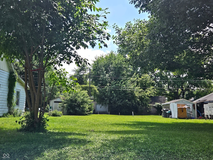 1217 W 1st St, Anderson, IN 46016 - photo 1