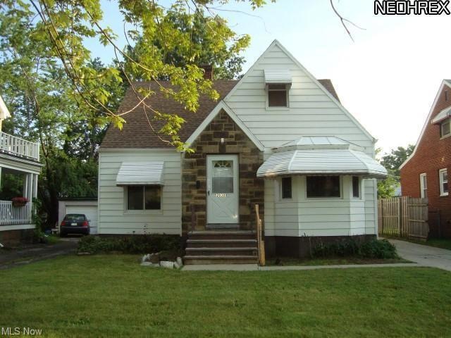 20301 S. Lakeshore Blvd.