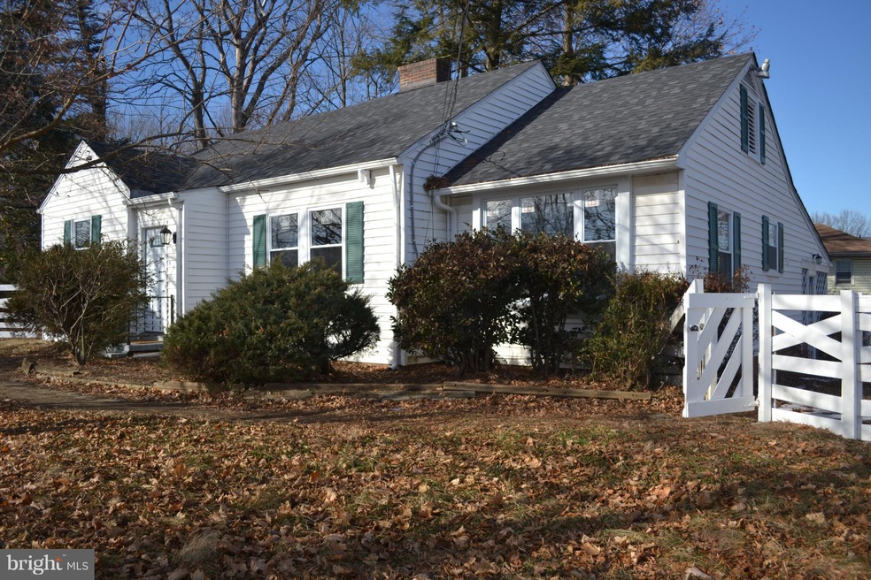 7004 Central Ave, Capitol Heights, MD 20743 - photo 1