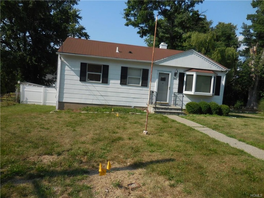 30 Iroquois St, Peekskill, NY 10566 - photo 1