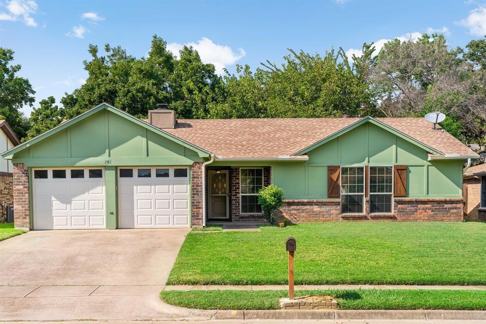 701 Morning Glory Ln, Bedford, TX 76021 - photo 1