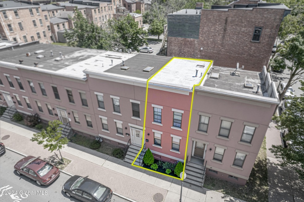 142 S Pearl St, Albany, NY 12202 - photo 1