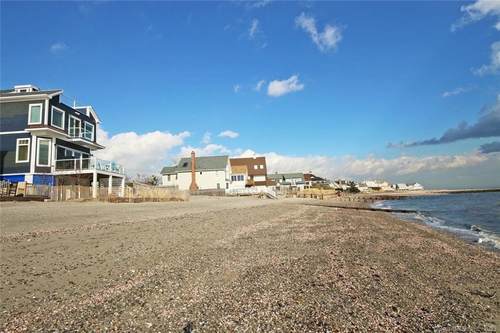 1011 Fairfield Beach Rd, Fairfield, CT 06824 - photo 1