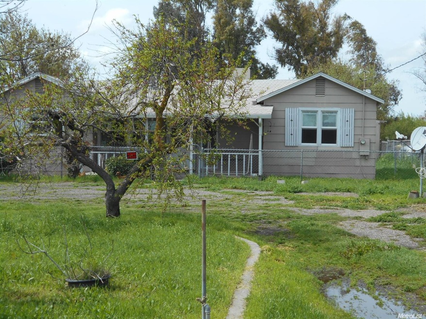 1161 S State Highway 59, Merced, CA 95341 - photo 1