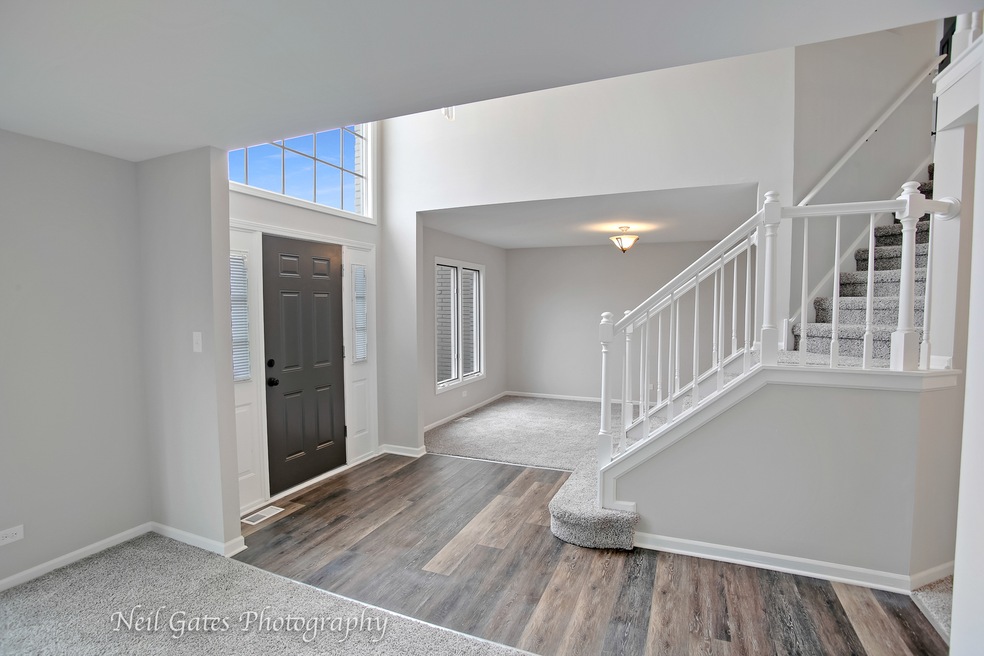 3713 River Rd, Hazel Crest, IL 60429 - photo 1